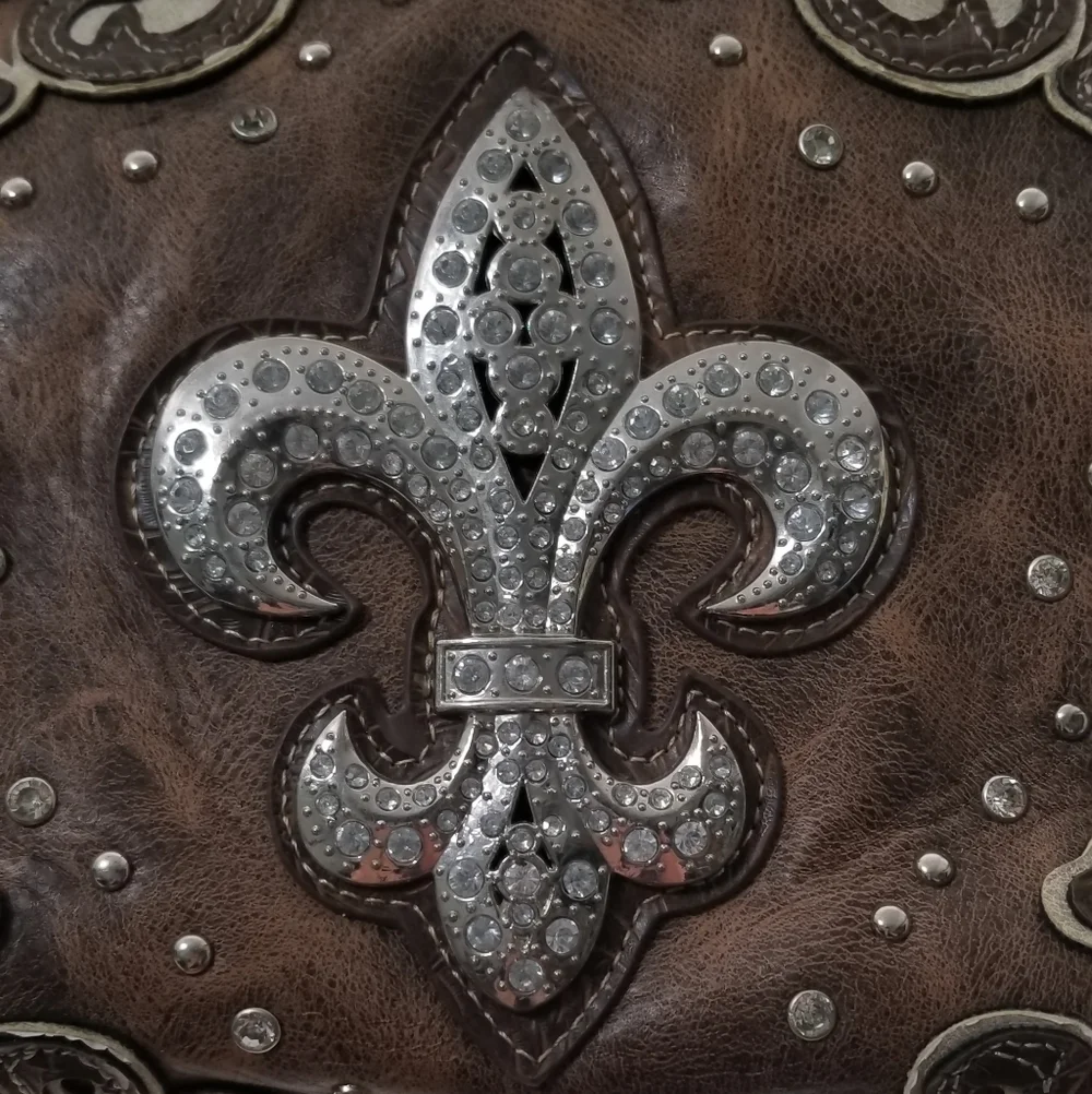 Concealed Carry Fleur De Lis Embellished Handbag - Picture 2 of 12
